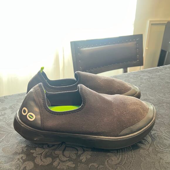 Oofos black shoes size 11 women - Picture 1 of 10